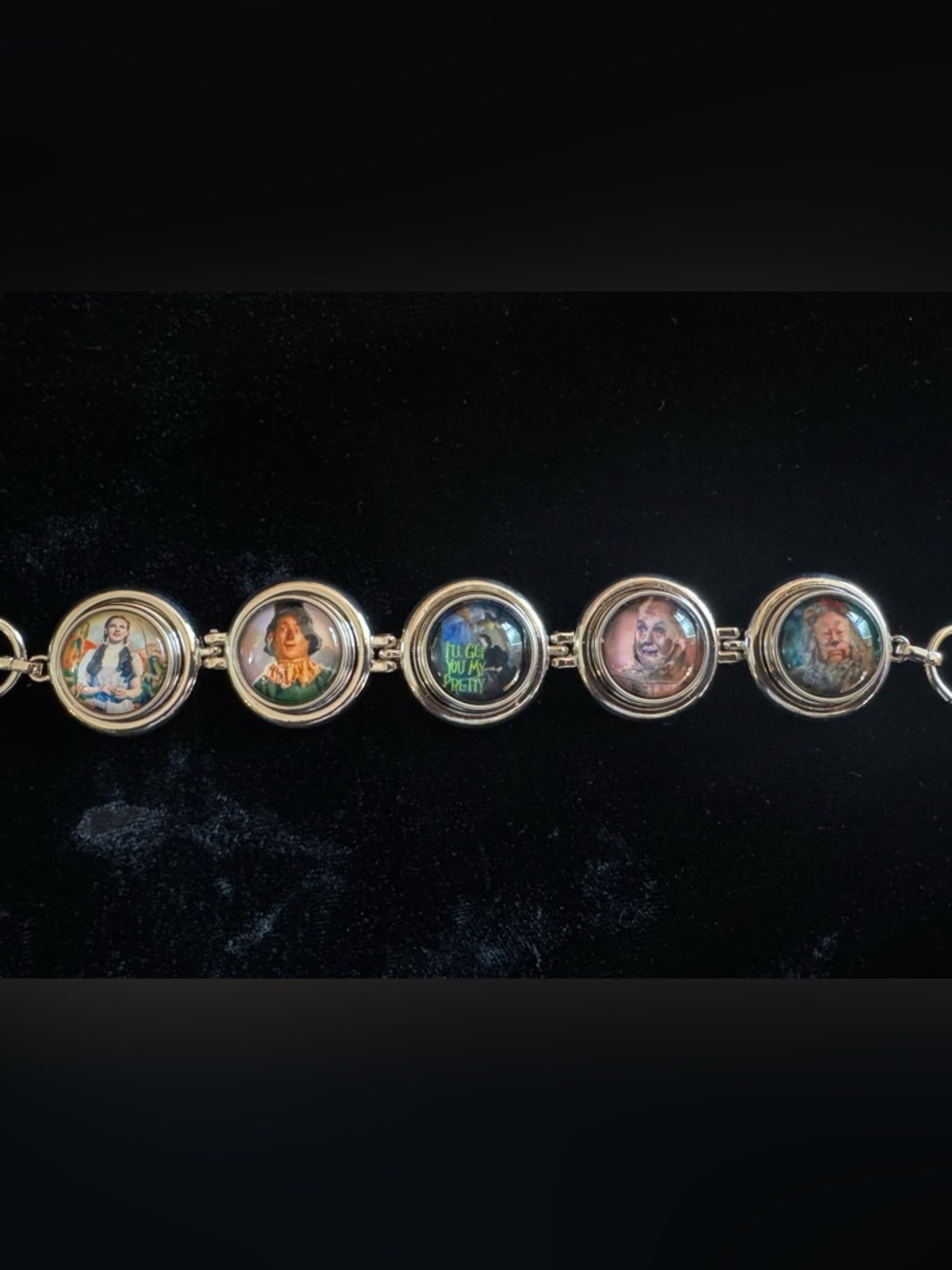 NEW Unique Wizard of Oz Bracelet, Silvet